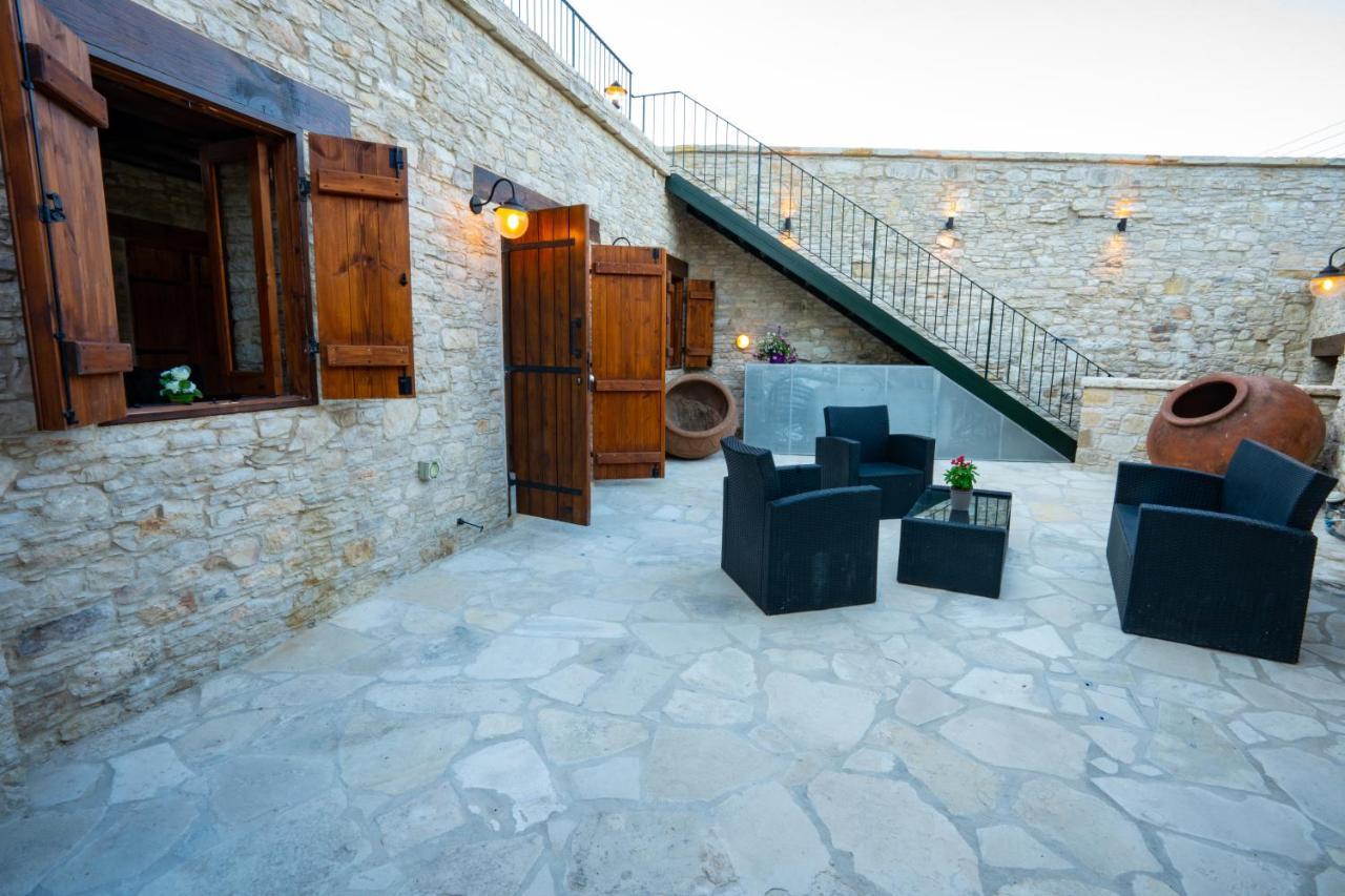 Eidyllio Luxury Suites Omodos Dış mekan fotoğraf