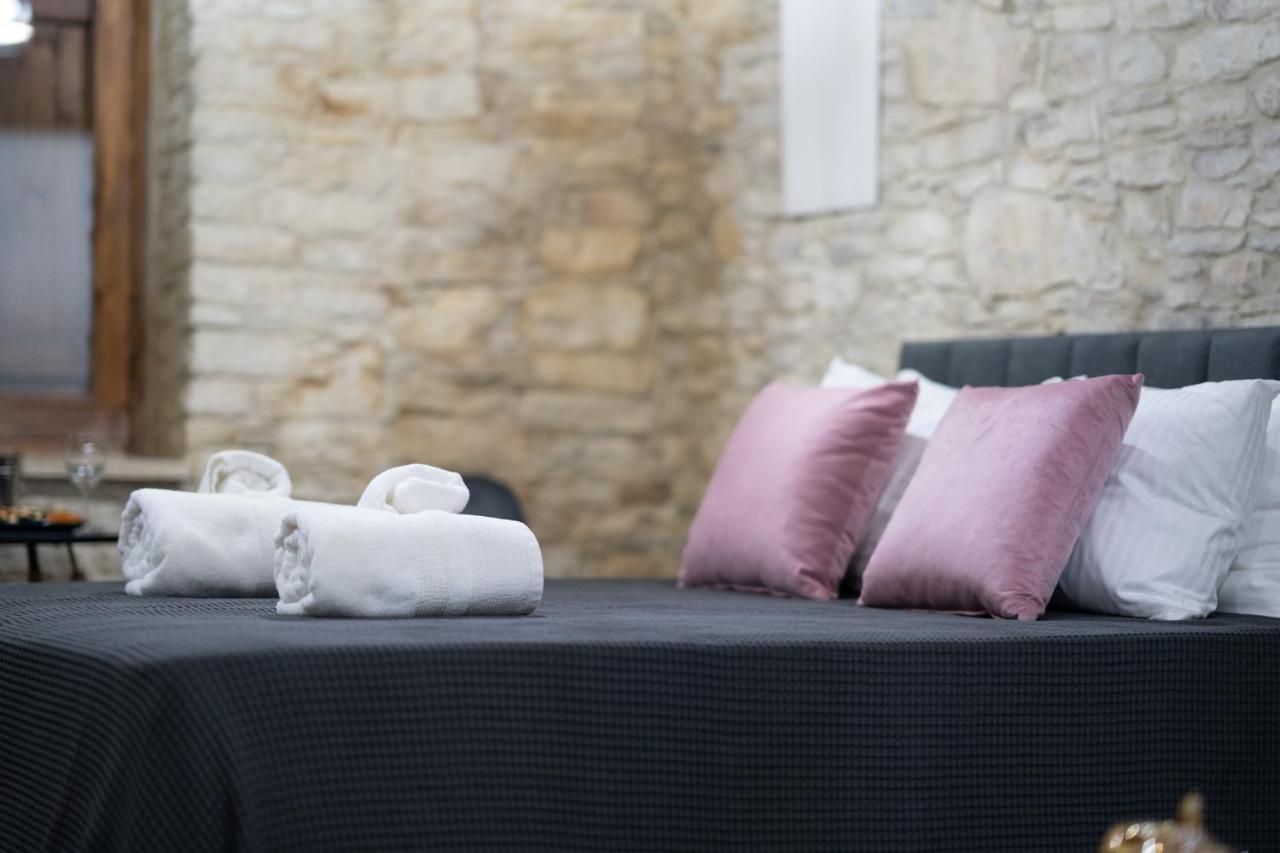 Eidyllio Luxury Suites Omodos Dış mekan fotoğraf