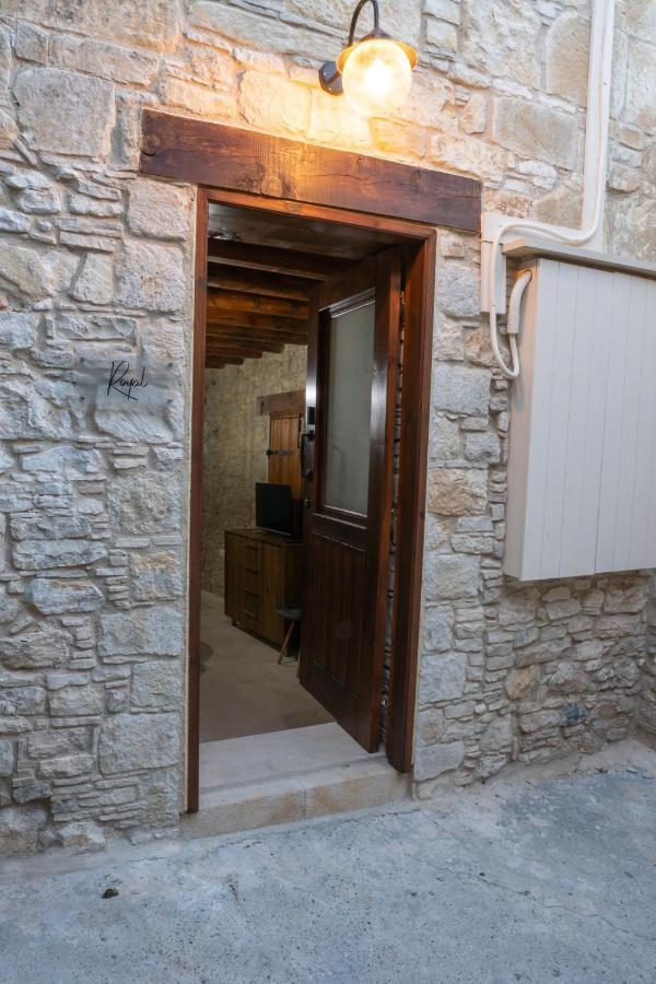 Eidyllio Luxury Suites Omodos Dış mekan fotoğraf