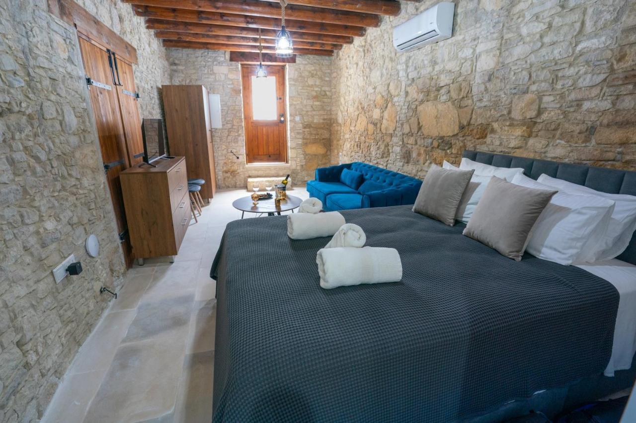 Eidyllio Luxury Suites Omodos Dış mekan fotoğraf